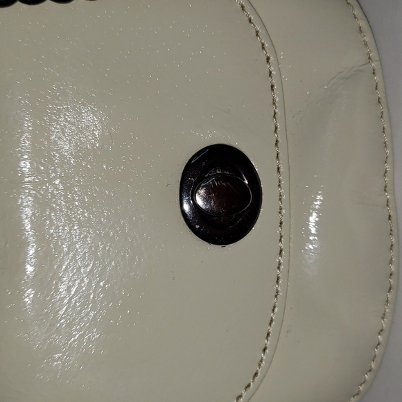 HOBO- Cream Pleather Small Crossbody Bag, Stadium Size, 5 x 4 - Picture 2 of 7